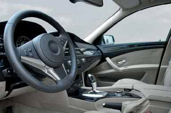 Nuevos fluidos de deslizamiento universales para minimizar el ruido en los coches Nuevos fluidos de deslizamiento universales para minimizar el ruido en los coches