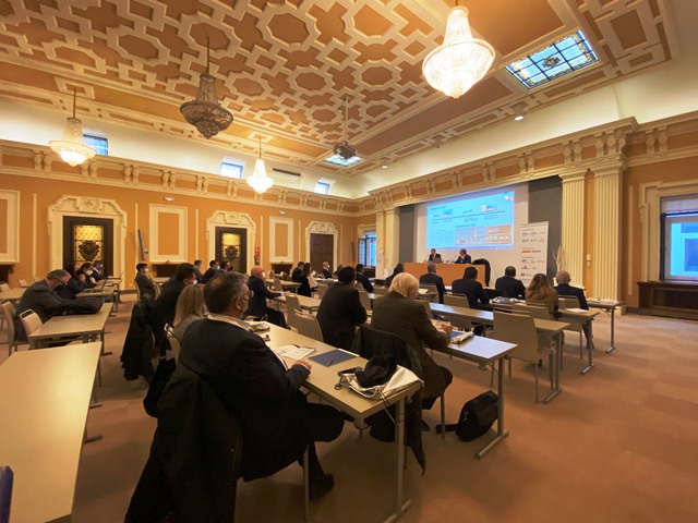 FORO MULTISECTORIAL DE MANTENIMIENTO Madrid, 17 y 18 de noviembre de 2021 FORO MULTISECTORIAL DE MANTENIMIENTO Madrid, 17 y 18 de noviembre de 2021
